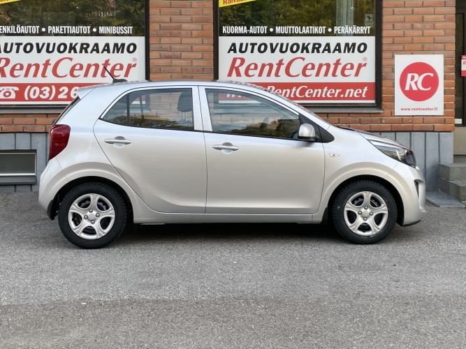 Passenger car rental group A