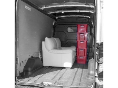 Pakettiauton vuokraus ryhmä J 10,5 m&sup3; tavaratila